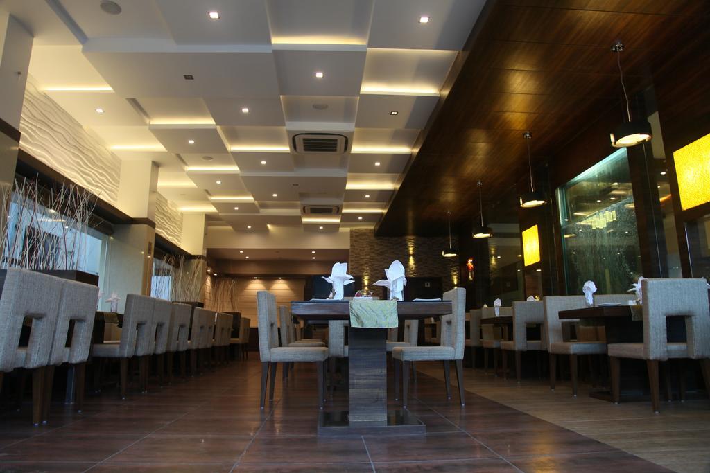 Le Grande Residency -Unmarried Couples Are Not Allowed Ahmedabad Luaran gambar