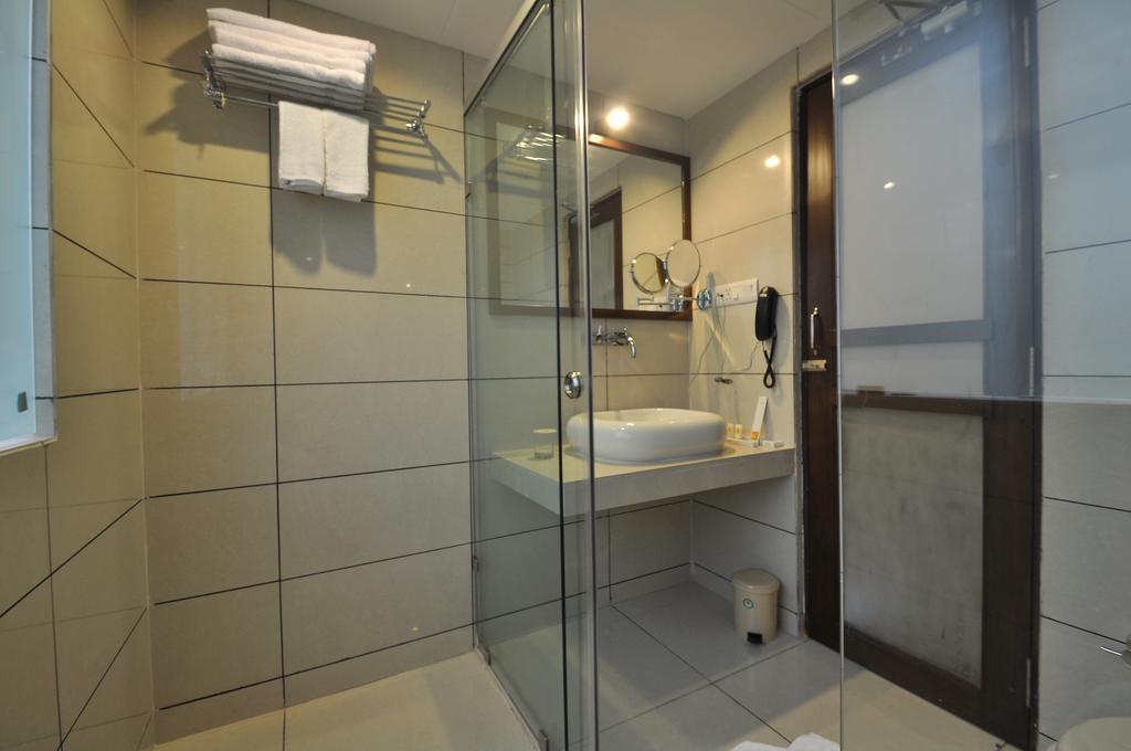 Le Grande Residency -Unmarried Couples Are Not Allowed Ahmedabad Luaran gambar